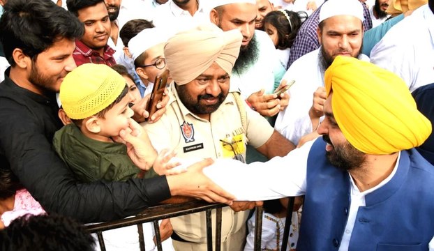 ਦੇਖੋ ਕਿਵੇਂ ਮਨਾਇਆ ਗਿਆ ਮਿਠਾਸ ਤੇ ਮੁਹੱਬਤ ਦਾ ਦਿਨ, ਪੰਜਾਬ ਤੇ ਦੇਸ਼ ਨੇ ਦਿੱਤਾ ਸਾਂਝੀਵਾਲਤਾ ਦਾ ਸੁਨੇਹਾ । Abp Sanjha