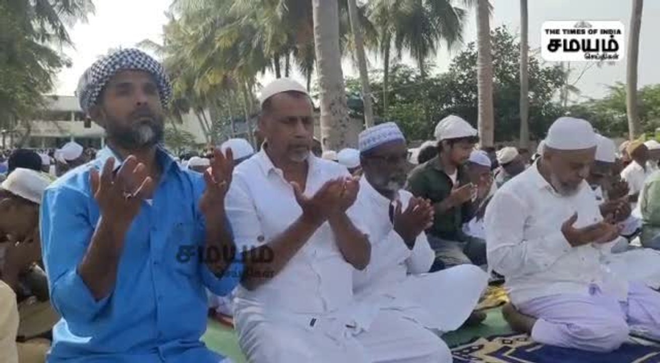 ரமலான் சிறப்புத் தொழுகை; இஸ்லாமியர்கள் உற்சாகத்துடன் பங்கேற்பு!