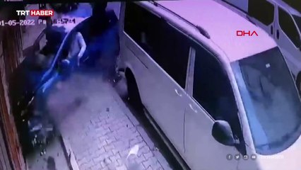 Sosyal medyada yayın yaparken fırına daldılar