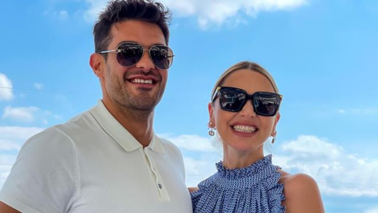 Hadise ve Mehmet Dinçerler'in nikahıyla ilgili dikkat çeken bayram detayı! Uğursuzluk olmasın diye erkenden evlenmişler