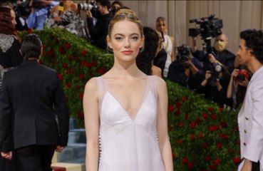Emma Stone trug ihr Hochzeitskleid zur Met Gala
