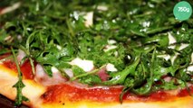 Pizza pancetta,mozzarela et roquette