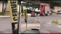 Corpo de Bombeiros resgata cãozinho de bueiro no Santa Felicidade