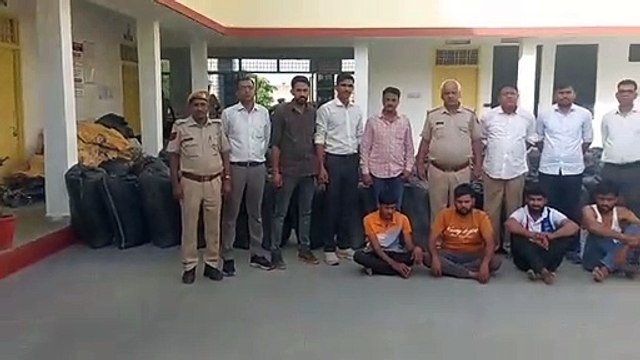 डीएसटी की बड़ी कार्रवाई, 9 वाहन,18 क्विंटल डोडा चूरा, 4 किलो अफीम जब्त