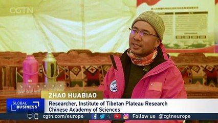 Scientists are building weather stations on the world's highest mountain