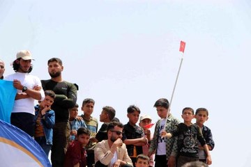 İçişleri Bakanı Soylu, İdlib'de briket evlerin anahtar teslim törenine katıldıİçişleri Bakanı Süleyman Soylu: "Sizi zulme teslim etmeyeceğiz,...