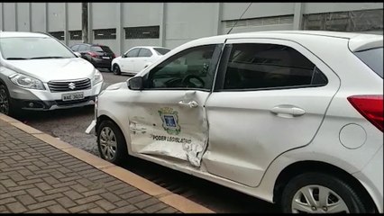 Carro da Câmara de Vereadores se envolve em acidente no Coqueiral