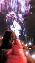 مواقف محرجة للنجوم على المسرح