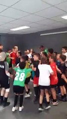 MOMENT DE RIGOLADE APRES LE REPAS