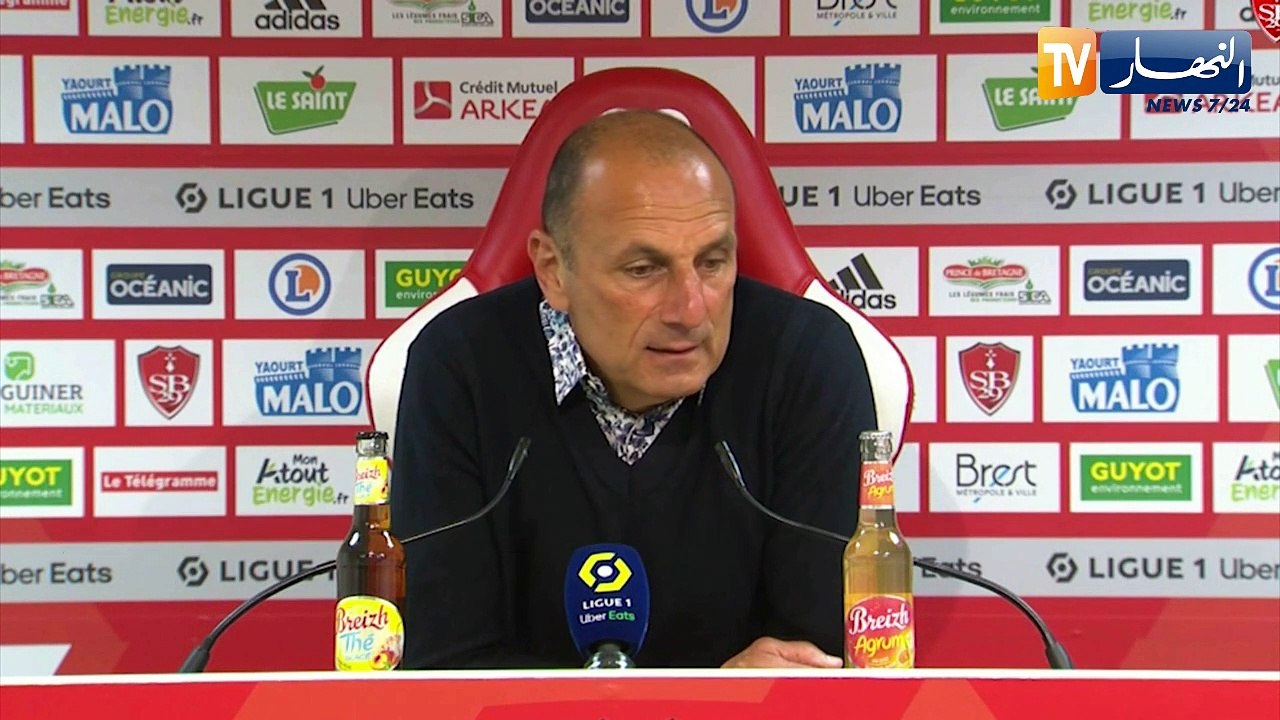 مدرب بريست: بلايلي يقدم المطلوب منه ويدعم الفريق