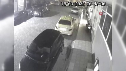 Adana’da hırsızlar önce kameralara sonra polise yakalandı