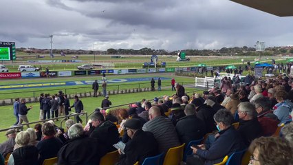 Day two of the Warrnambool May Racing Carnival