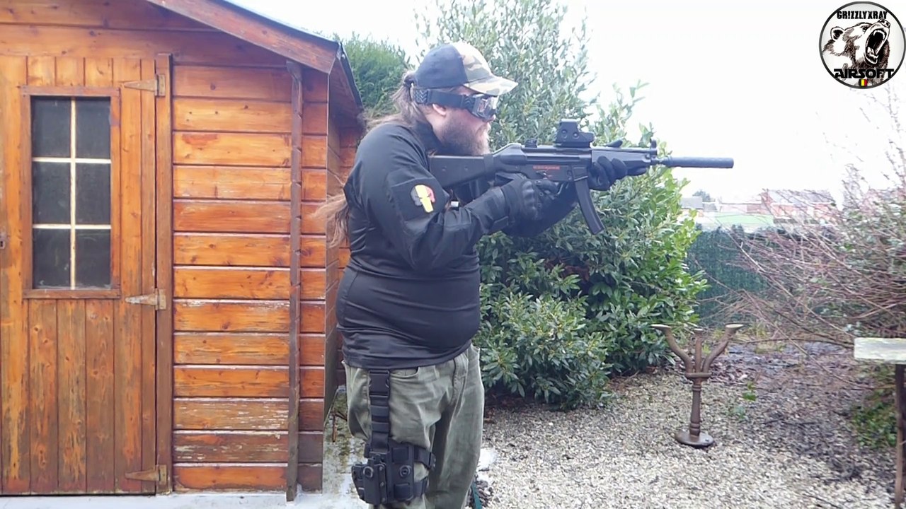 M.A.S. P5 (MP5 A4) [AEG | CyberGun] - Airsoft Shooting