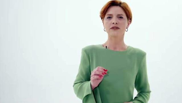 Sessiz İstila kısa filmini yayınladığı için gözaltına alınan Hande Karacasu serbest bırakıldı