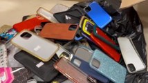 Versilia, sequestrate migliaia di cover per cellulari e altri prodotti non sicuri (04.05.22)
