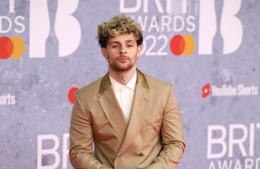Tom Grennan suffering from a 'ruptured eardrum' after New York attack