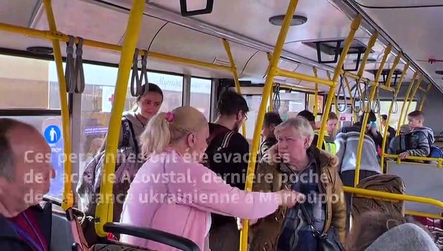Ukraine: des évacués d'Azovstal racontent leur calvaire
