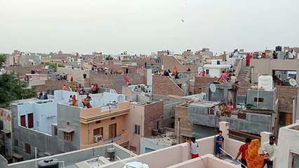 पतंगबाजी का चला दौर, बोई काट्या के गूंजे स्वर