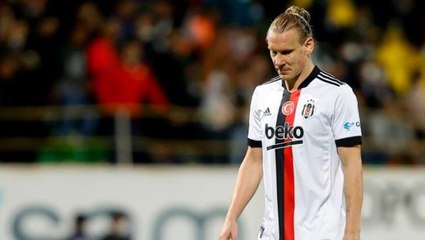 Beşiktaş'ta Vida, derbi öncesi gelen haberle sarsıldı! Apar topar Hırvatistan'a gitti