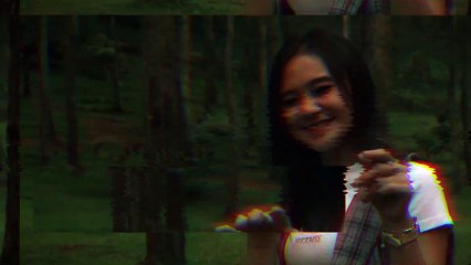 Berbeza Kasta - Yeyen Novita
