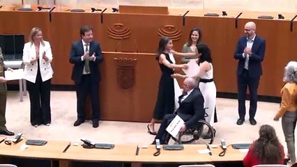 La Reina Letizia coincide con el mismo vestido que una invitada a sus premios