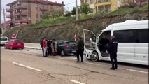 KIRIKKALE - İki minibüsün çarpışması sonucu 2 kişi yaralandı