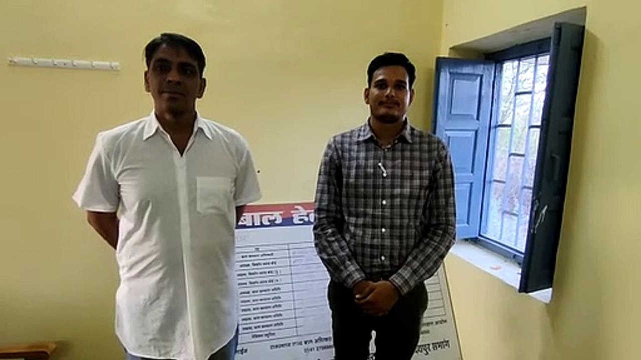 Sarpanch arrested taking bribe of 15 thousand r...