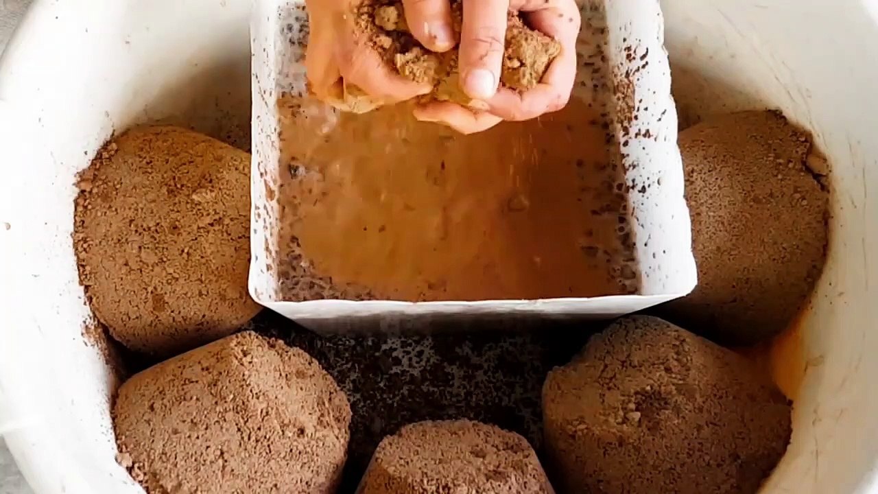 Gritty Red Dirt Sand Cement Water Dry Crumbles Messy Cr: ASMR Analmun❤