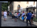 Pessoas formam fila no último dia para regularização do título de eleitor em João Pessoa