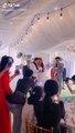 Đám cưới trên đường quê: cặp đôi LGBT ở Long An tổ chức đám cưới, họ hàng cô bác xúc động