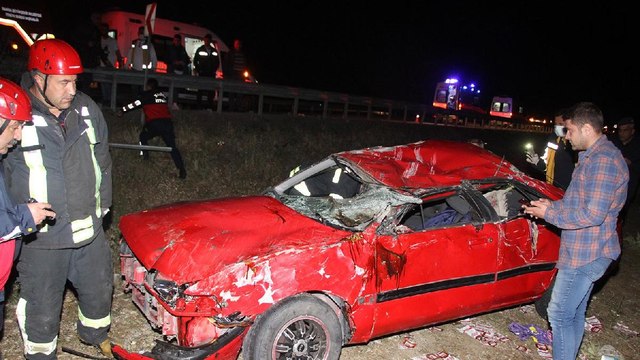 Kontrolden çıkan otomobil takla attı: 1 çocuk öldü