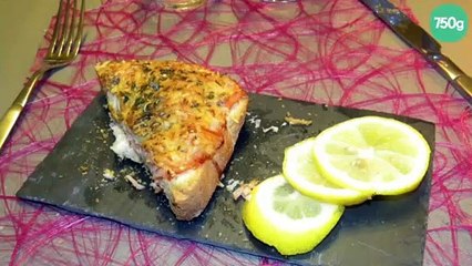 Toast au saumon gratiné