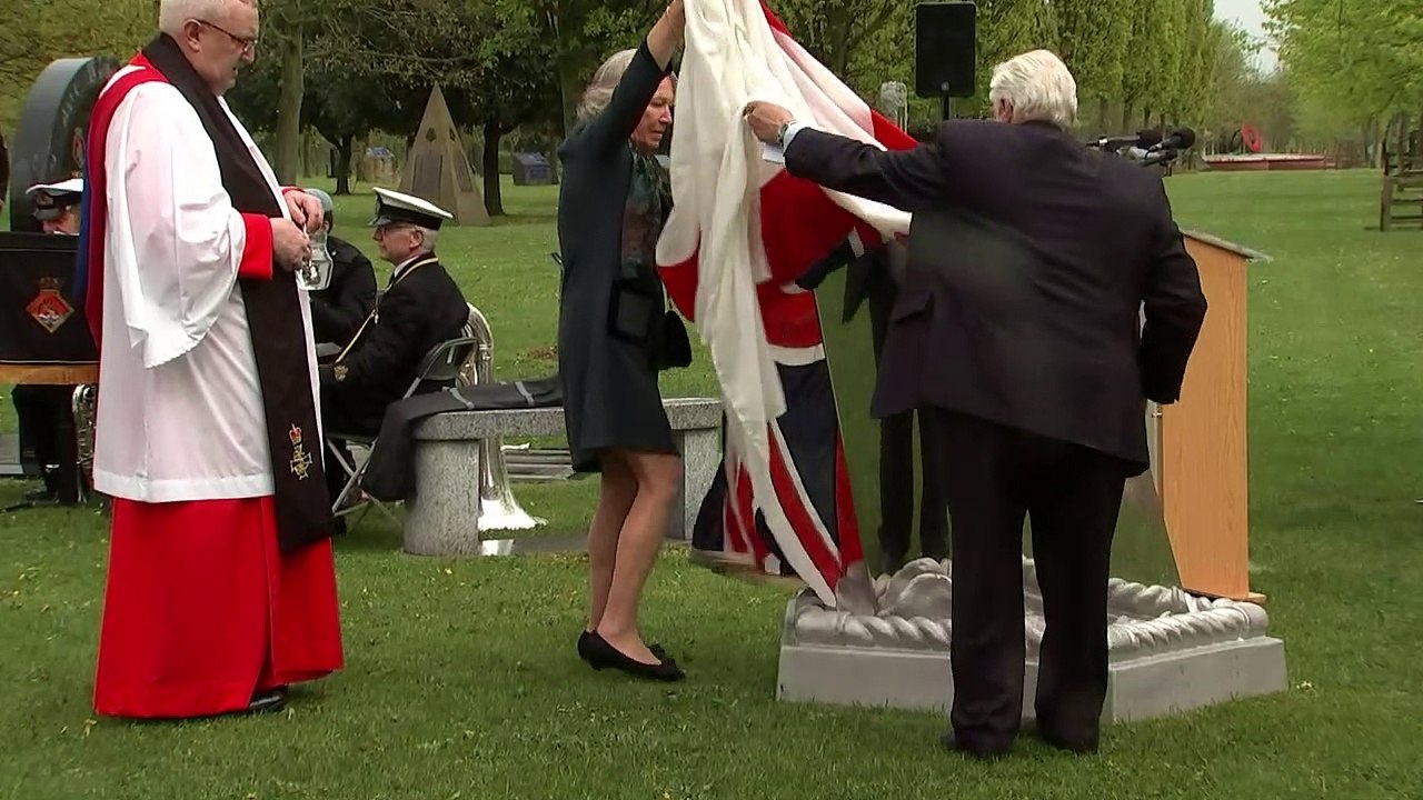 HMS Sheffield: Memorial to mark 40 years since attack