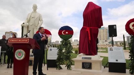 "Çırpınırdı Karadeniz"in şairi Ahmet Cevat'ın heykeli dikildi