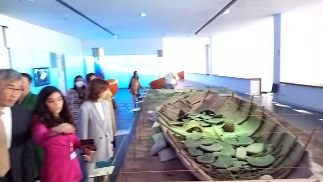 El ministro de Cultura, Miquel Iceta, este jueves, visitando las impresionantes instalaciones del Museo Nacional de Arqueología Subacuática (Arqua) de Cartagena.