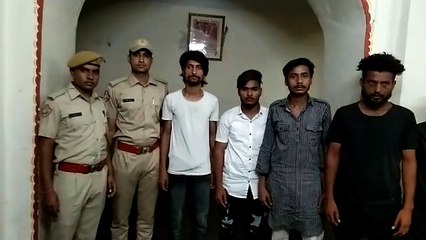 झूला झूलने को लेकर दो भाईयों को उतारा मौत के घाट, हिस्ट्रीशीटर सहित पांच को दबोचा