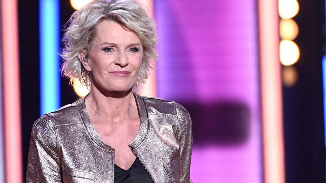 GALA VIDÉO - PHOTO - Sophie Davant pose avec sa fille Valentine : un détail ne passe pas inaperçu...