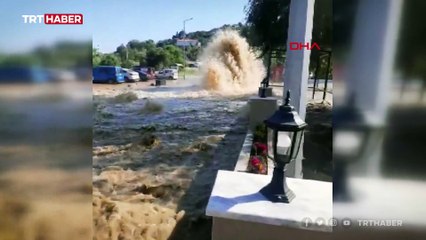 Bodrum'da içme suyu borusu patladı
