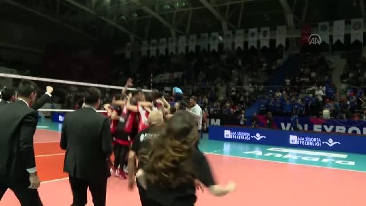 Voleybol AXA Sigorta Efeler Ligi'nde Ziraat Bankkart, üst üste ikinci kez şampiyon oldu (2)
