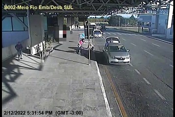 Mary Hellen: vídeo mostra jovem em aeroporto antes de ir para Tailândia