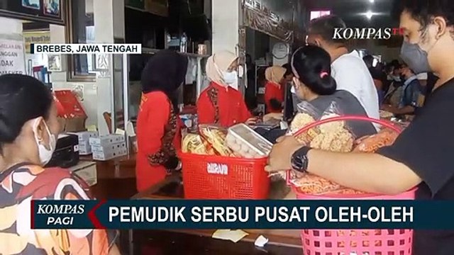 Pemudik Serbu Pusat Oleh-oleh Jelang Arus Balik, Telur Asin Brebes Jadi Primadona!