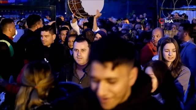 Binler, Kakava Hıdırellez Şenliği'ne akın etti