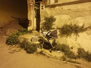 İzmir'de korkunç olay: Yanında bebeği bulunan anne, bir başka kadın tarafından defalarca bıçaklandı