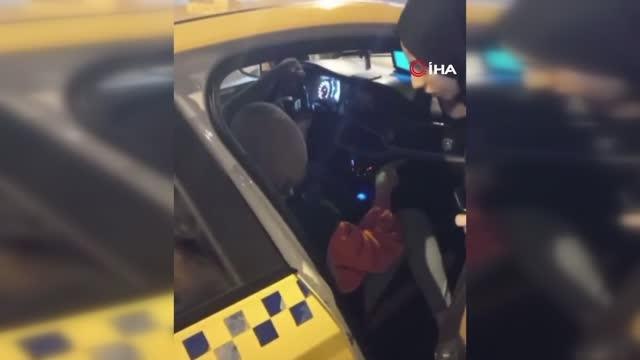 Taksiye binen yolcu Bayram harçlığı şoku