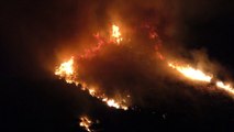 Erice, vasto incendio minaccia le abitazioni: le altissime fiamme sul monte