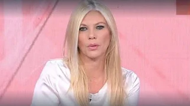 Eleonora Daniele apre con un messaggio doloroso Storie Italiane Siamo sconvolti per la morte di un