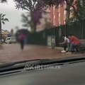 Sokakta Yürüyen Kadını Gizlice Videoya Çeken 3 Yabancı Uyruklu Erkeğin Tacizini Kaydedip Polise Teslim Etti