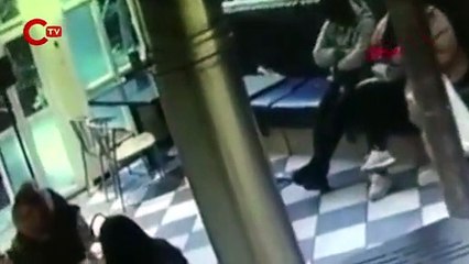 Şişli'de ayakkabı bağlama bahanesiyle cüzdan çaldı