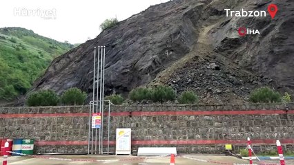 Trabzon'da heyelan anı kamerada