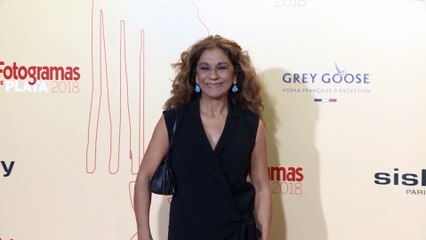 Lolita Flores cumple 64 años a la espera de su segundo nieto